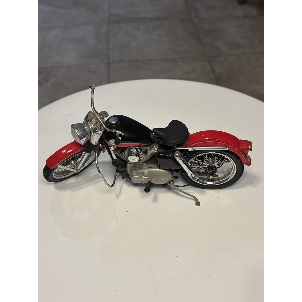 Franklin Mint 1957 Harley Davidson XL Sportster Motorcycle 1:10 Scale